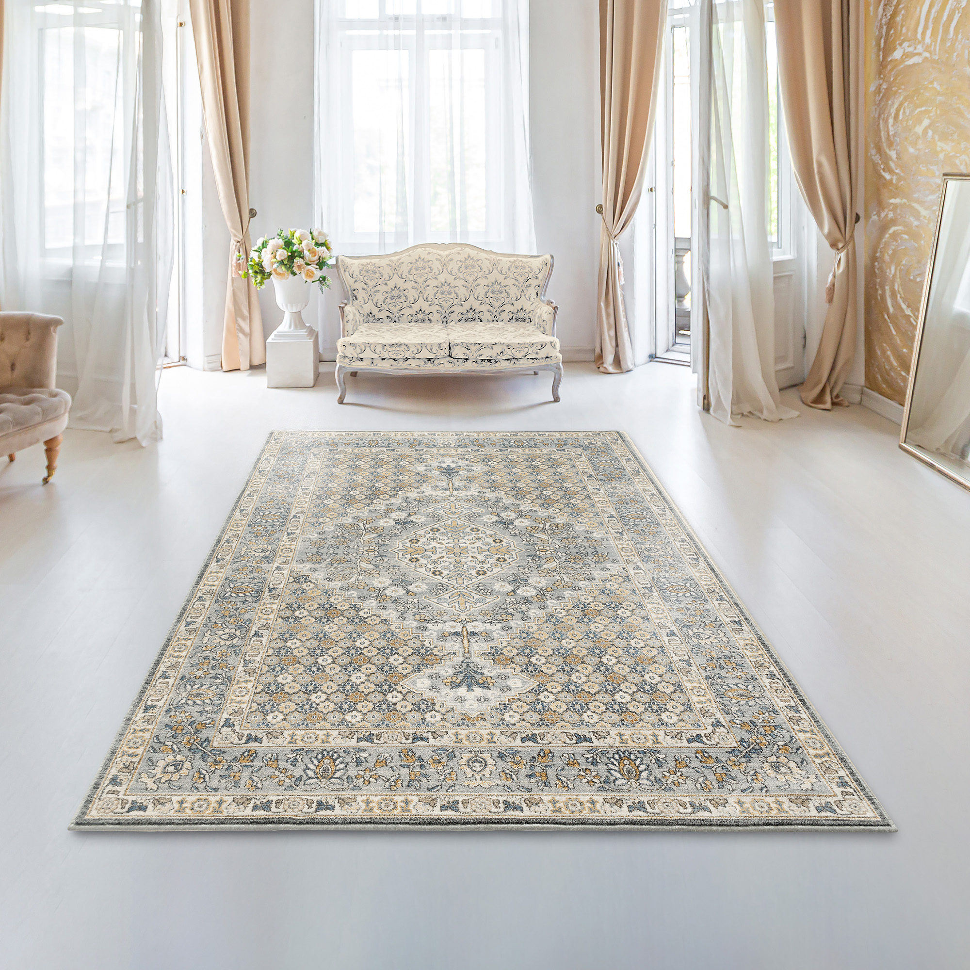 Luxurious,Expensive,Interior,Of,A,Large,Baroque,Royal,Living,Room.